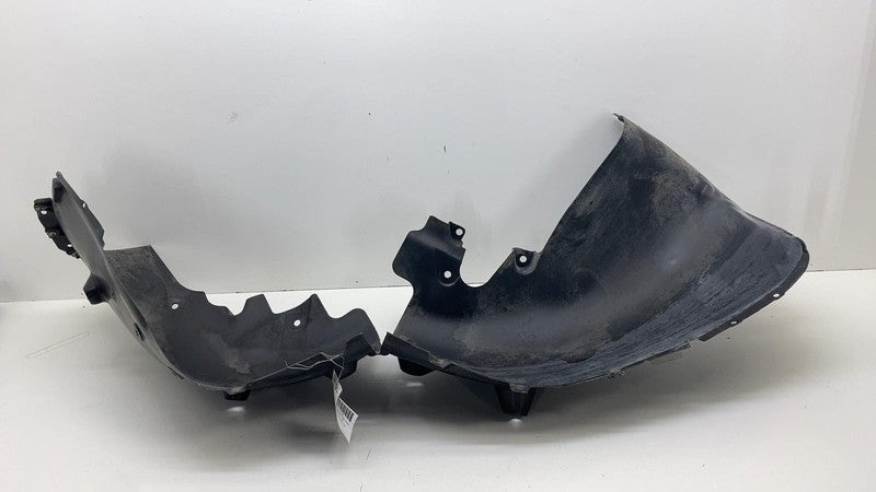 PT00112300-C ⭕ 2022-2024 Rivian R1T Rear Right Wheel Fender Splash Guard Shield PT00112300-C