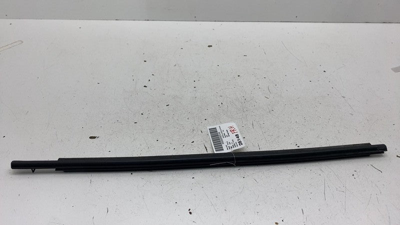 ⭕ 23-24 Toyota Prius Front Passenger Side Door Window Outer Belt Moldi