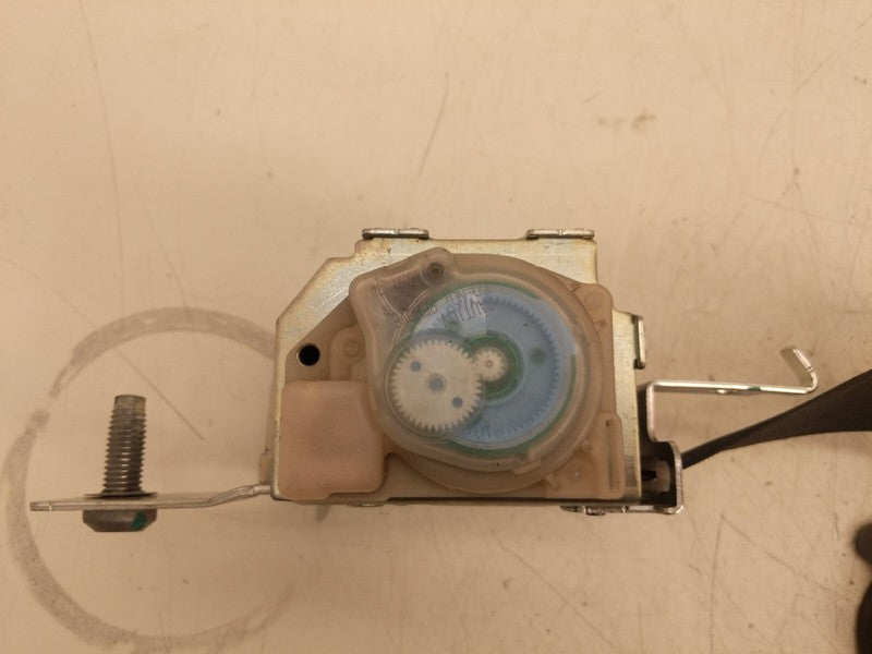 ⭕12-15 Tesla Model S Front Right Seat Belt Retractor & Pretensioner 10