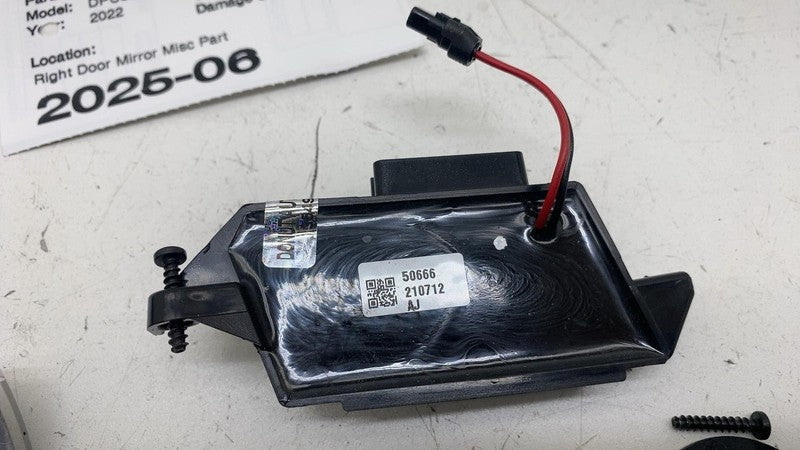 ⭕ 2022 Ram 3500 Right Mirror Trailer Spotter Lamp Turn Signal Light Te