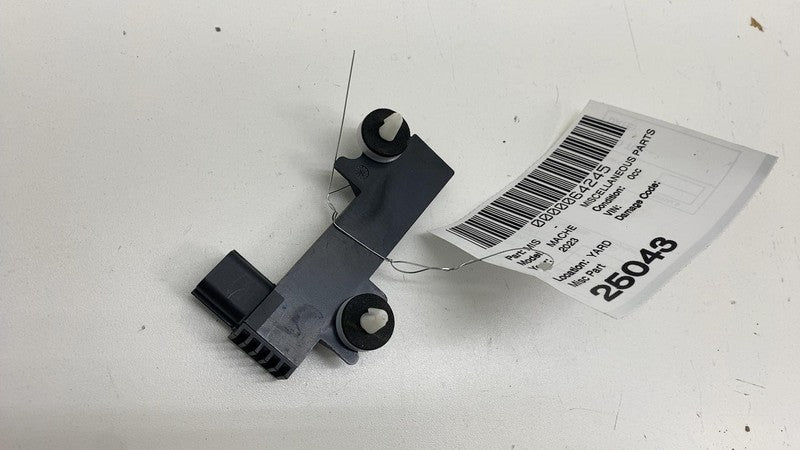 DS7T-15603-CA ⭕ 2021-2024 Ford Mustang Mach-E Trunk Keyless Entry Antenna Module DS7T-15603-CA