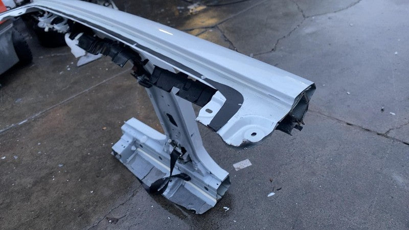 ⭕ 2023-2025 Toyota Prius Passenger Side Center B-Pillar Body Frame Cut