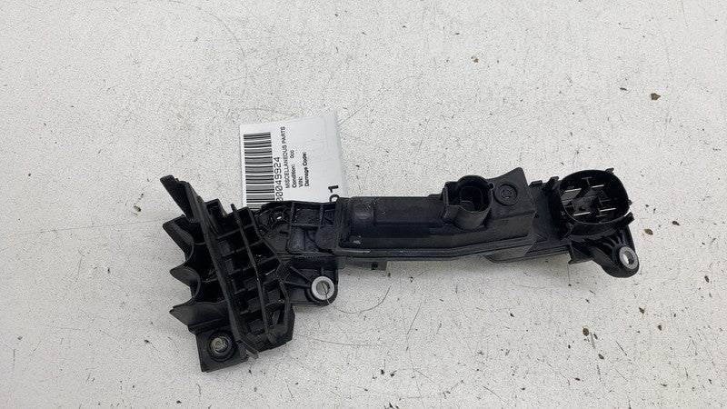 2019 BMW 530e G30 2.0L Battery Voltage Jump Start Terminal Junction Bo