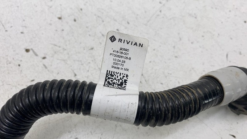 PT00326105B ⭕22-24 Rivian R1T Drive Unit Motor Engine Coolant Cooling Hose Tube PT00326105-B