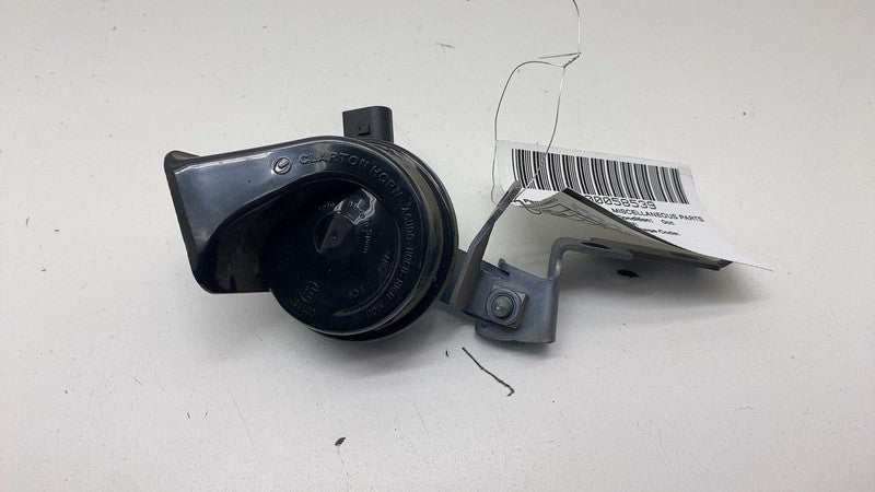 9Y0.951.223.B ⭕ 2019-2024 Porsche Cayenne Front Left High Note Tone Signal Horn OEM 9Y0951223B