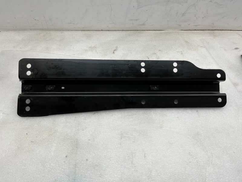 1086106 00 C ⭕ 2016-2020 Tesla Model X Rear Right 2nd Row Seat Mounting Bracket 1086106-00-C