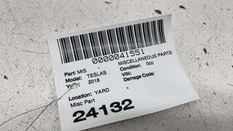 ⭕ 2016-2020 Tesla Model S MS B-Pillar Glass Applique & Camera Right 10