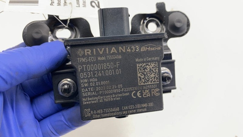 PT00001850-F ⭕ 22-24 Rivian R1T R1S Tire Pressure Monitoring System TPMS Receiver PT00001850F