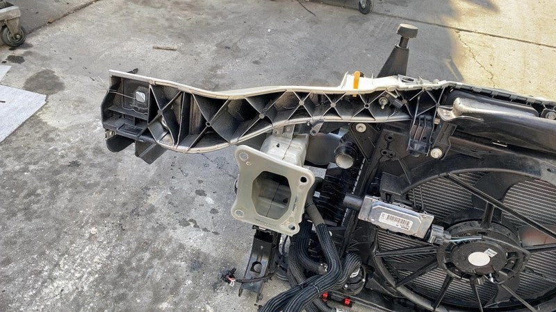 2013-2018 Ford C-Max Radiator Fan Shroud + Core Support & Bar Reinforcement Assy