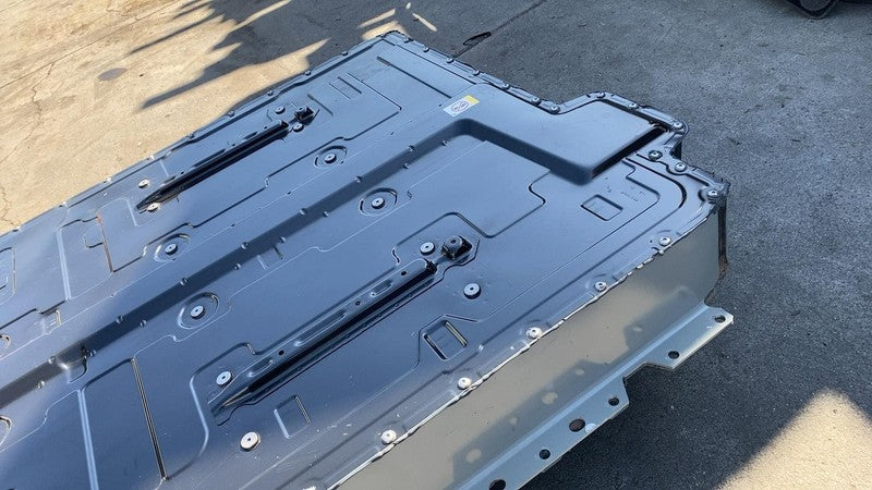 ⭕ 2022-2024 Rivian R1T R1S Large Battery Pack 141kWh Lithium Module Assembly