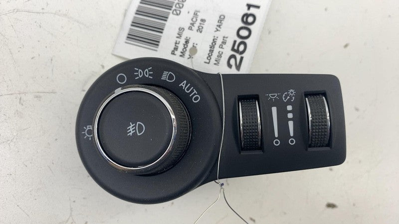 68154356AC 17-24 Chrysler Pacifica Dash Headlight Head Light Lamp Control Switch 68154356AC
