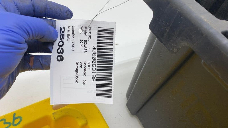 2014 Mercedes B-Class B200 Electric Drive SET of Bolt & Nut w/ Stabili