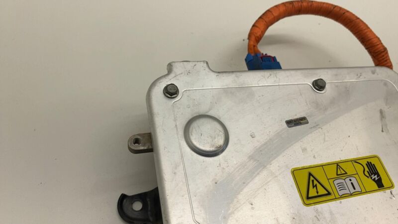 1028843 00 C 2012-2015 Tesla Model S MS Front High Voltage Junction Box Distribution Assembly