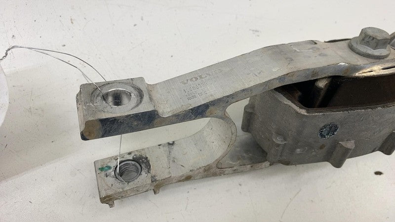 31686299 ⭕ 21-23 Polestar 2 Front Right Drive Unit Engine Motor Mount Bracket 31686299