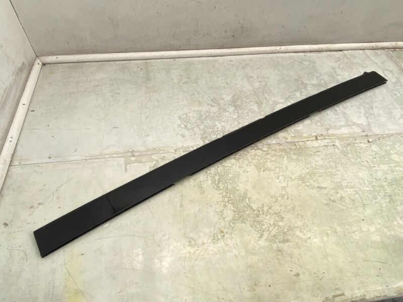 1041364 00 B ⭕16-23 Model X Rear Roof Applique Exterior Trim Spine Panel Molding 1041364-00-B