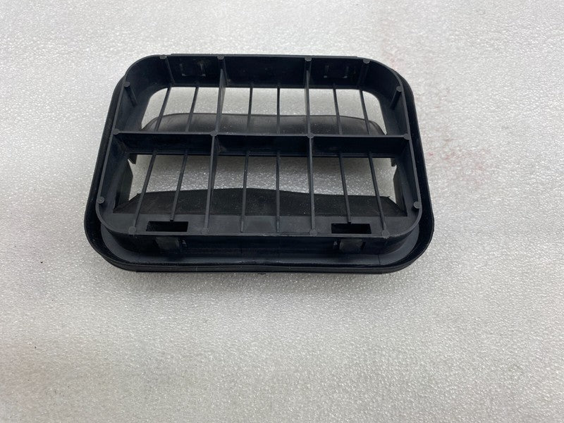 2F2A B280B62 AB ⭕ 16-20 Tesla Model X Rear Quarter Panel Rubber Flap Extractor Air Vent Grille