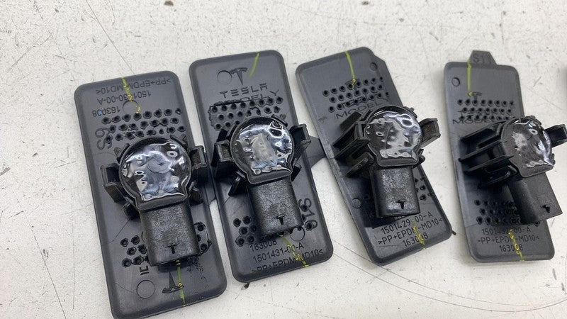 ⭕ 20-24 Tesla Model Y SET of Rear Bumper Ultrasonic Parking Sensor w/