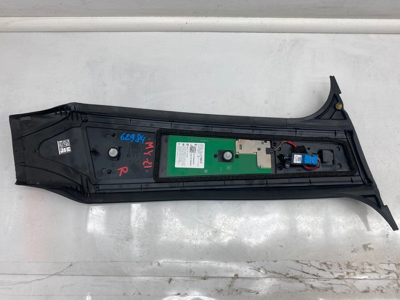 1494241 00 A ⭕ 20-23 Model Y Right Exterior B-Pillar Applique Trim w/ Camera RH 1506886-90-F