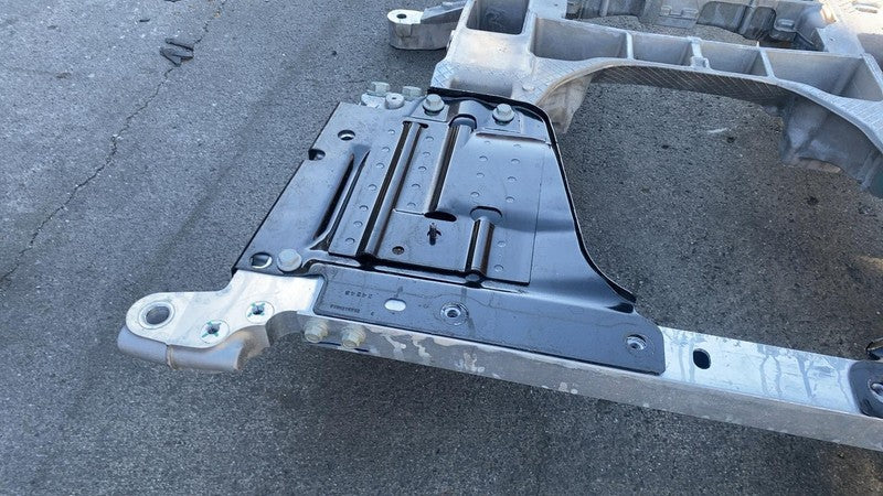 PT00613517-G ⭕ 2025 Rivian R1S Front Subframe Crossmember Undercarriage K-Frame PT00613517-G