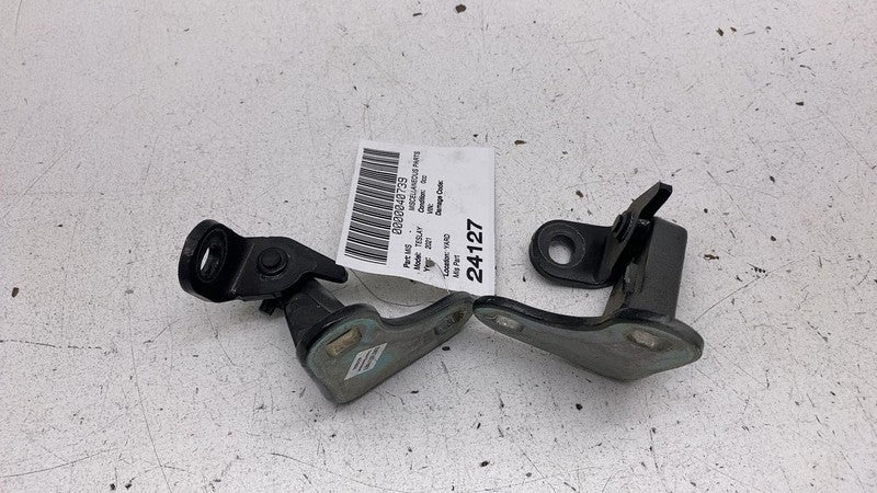 ⭕ 20-23 Model Y Front Left Upper & Lower Door Hinge Closure Assist 149