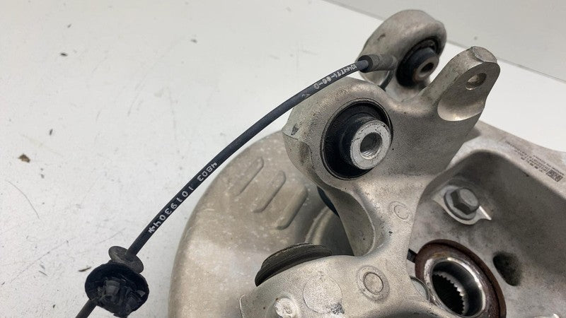 104441100F ⭕ 2017-2023 Tesla Model 3 Rear Left Spindle Knuckle w/ Hub & Shield 1044411-00-F