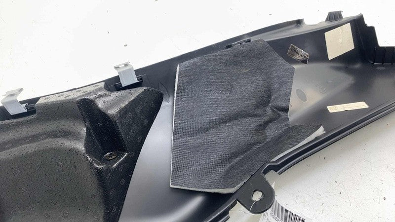 ⭕2014-2019 Land Rover Range Rover Sport Rear Left Side C-Pillar Lower Trim Cover