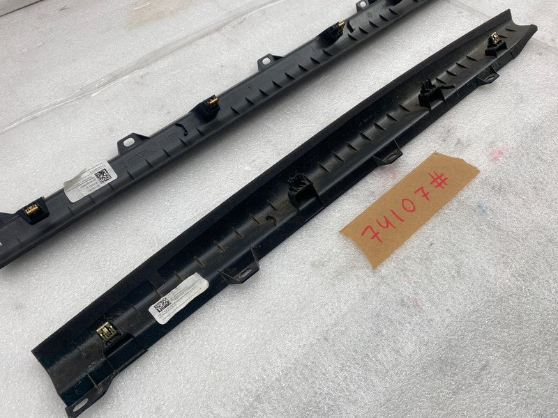 105155606C ⭕16-20 Model X Rear Left/Right Door Trim Mid Gap Hider 1051556-06-C/1051547-06-C