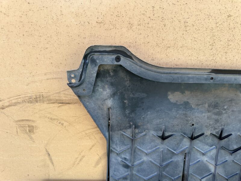 105732600C ⭕ 16-20 Model S Rear Bumper Splash Aero Shield Under Body Diffuser 1057326-00-C