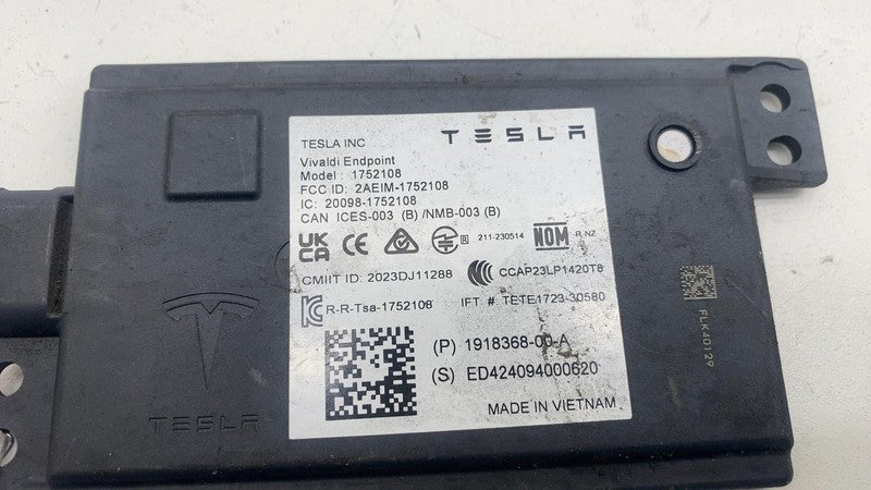191836800A ⭕ 24-25 Model 3 Bluetooth Low Energy End Point Wheel Liner Module 1918368-00-A