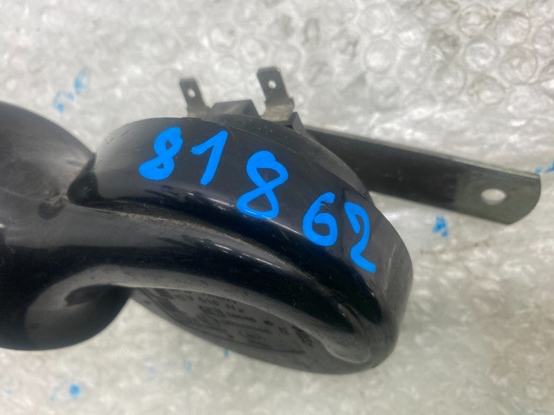 E1 0020046 ⭕ 2012-2020 Tesla Model S MS Seger High Pitch Tone Horn 12V 510 Hertz w/ Bracket