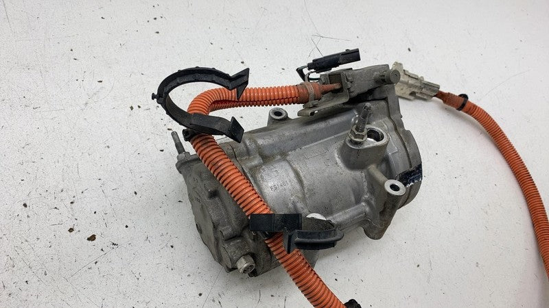 FV6H 19D623 AC 2013-2018 Ford C-Max A/C Air Conditioning Compressor Pump Unit FV6H-19D623-AC