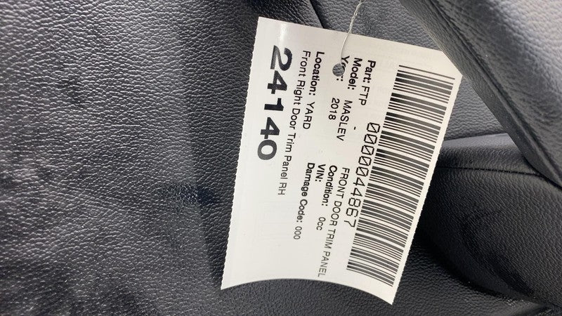 ⭕ 2017-2022 Maserati Levante Front Right Interior Door Trim Panel Asse