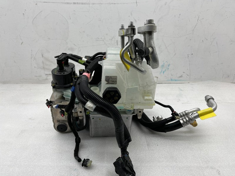 1506859 00 D ⭕2020-2023 Tesla Model Y Supermanifold Refrigerant Chiller LCC Coolant Reservoir