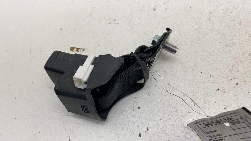 6576192 ⭕ 2023-2025 Toyota Prius Rear Passenger Side Seat Belt Buckle Right RH 6576192