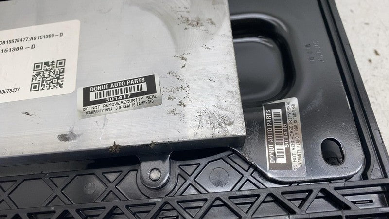 ⭕ 16-20 Model X Rear 2nd Row Middle Seat Floor Plate Catcher Module 10