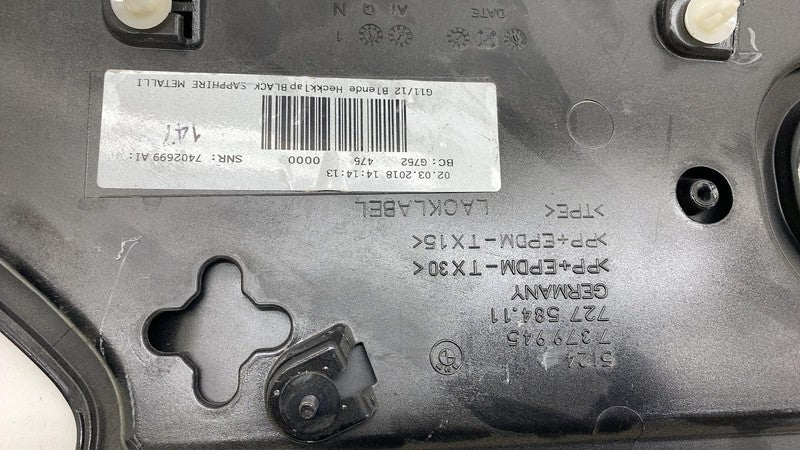 7424734-04 🍩16-19 BMW 740i 750i G11 G12 Trunk Lid License Plate Mount Lower Panel Finisher