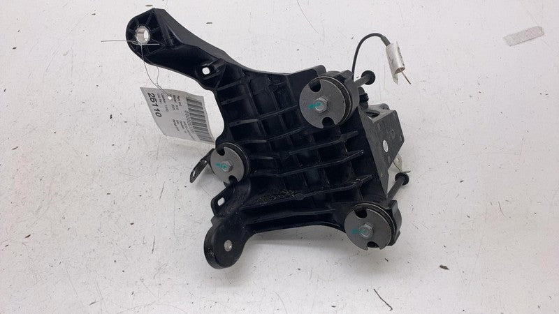 PT01214930 C ⭕ 2025 Rivian R1S Brake Stop Foot Pedal Bracket Support Assembly PT01214930-C