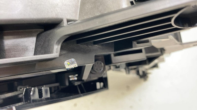 ⭕ 19-22 Audi E-Tron Front Console Monitor w/ Transmission Shifter & Cover Plate