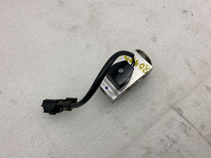 600848100B ⭕ 12-20 Tesla Model S MS A/C Line TXV Evaporator Valve w/ Solenoid 6008481-00-B