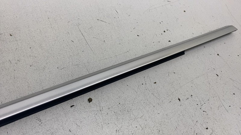 4KE 839 475 ⭕ 19-23 Audi E-Tron Quattro Rear Left Side Door Window Belt Moulding 4KE839475