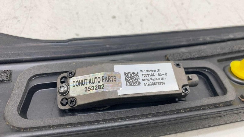 109231198F ⭕ 16-20 Tesla Model X Left B-Pillar Applique Trim Molding w/ Camera 1092311-98-F