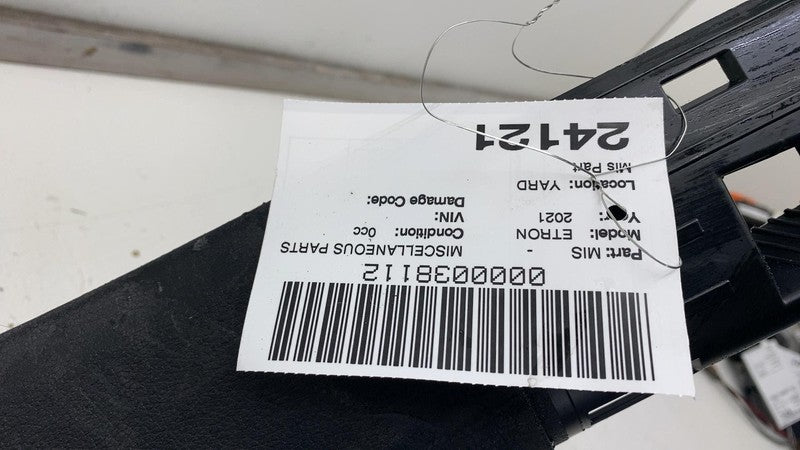 4KE867767 ⭕19-23 Audi E-Tron Quattro Rear Left C-Pillar Lower Quarter Trim Cover 4KE867767