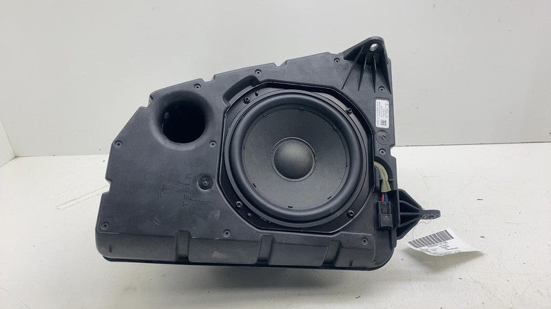 ⭕ 20-24 Tesla Model Y Audio Loudspeaker Subwoofer Speaker Bass Box 165
