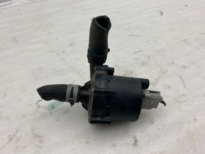 2016-2020 Tesla Model X MX Additional Auxiliary Water Pump Assembly 1054529-00-G