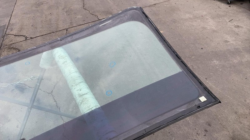 E9 43R-000495 ⭕ 2014 2015 2016 Chevy Silverado 1500 Front Windshield Glass E9 43R-000495