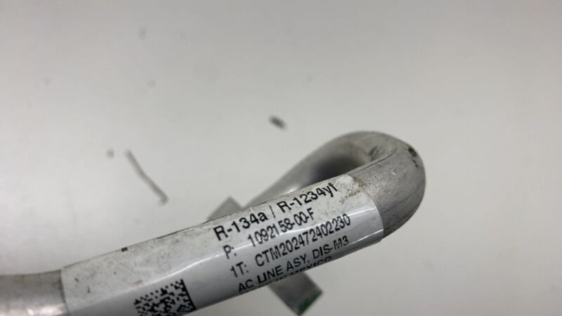 109215800F 17-23 Tesla Model 3 A/C Air Condition Pipe Line Tube Discharge Hose 1092158-00-F