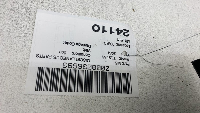 181661700A ⭕ 2020-2024 Tesla Model Y Passenger Side Trunk Rucket Bracket Right 1816617-00-A