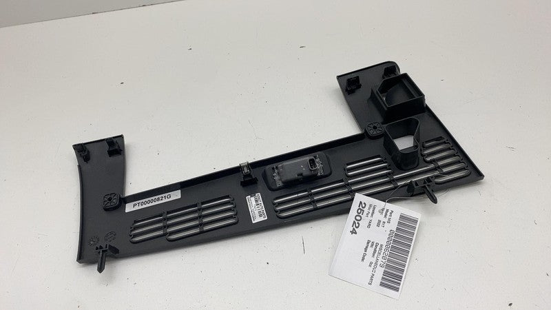 PT00000821 G ⭕ 2022-2024 Rivian R1T R1S Right Under Dash Footwell Cover Trim RH PT00000821-G