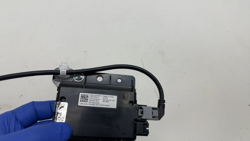 ⭕ 17-23 Model 3 Center Console Front USB Hub Charger Control Module 10