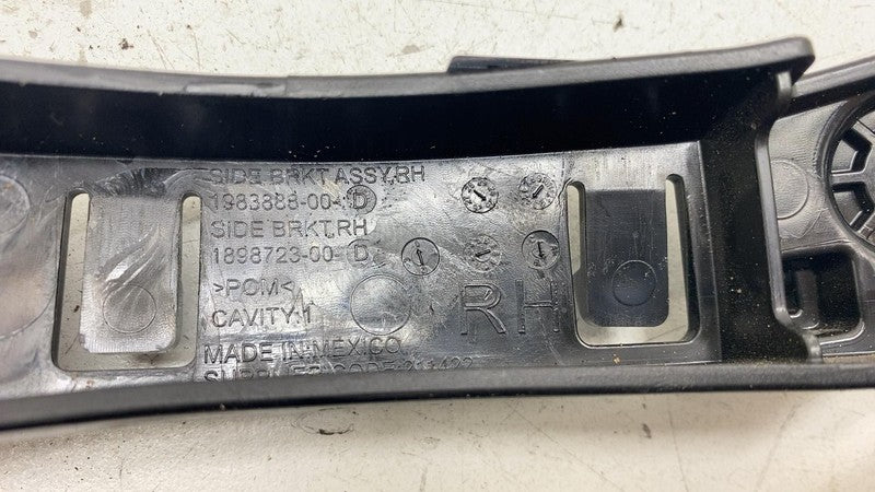 ⭕25-26 Tesla Model Y Juniper Fascia Side To Fender Bracket Right RH 19